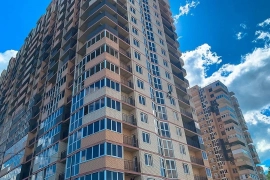 Просторная трехкомнатная квартира, рядом две школы и несколько детских садиков