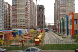 Квартира рядом  трамвай.